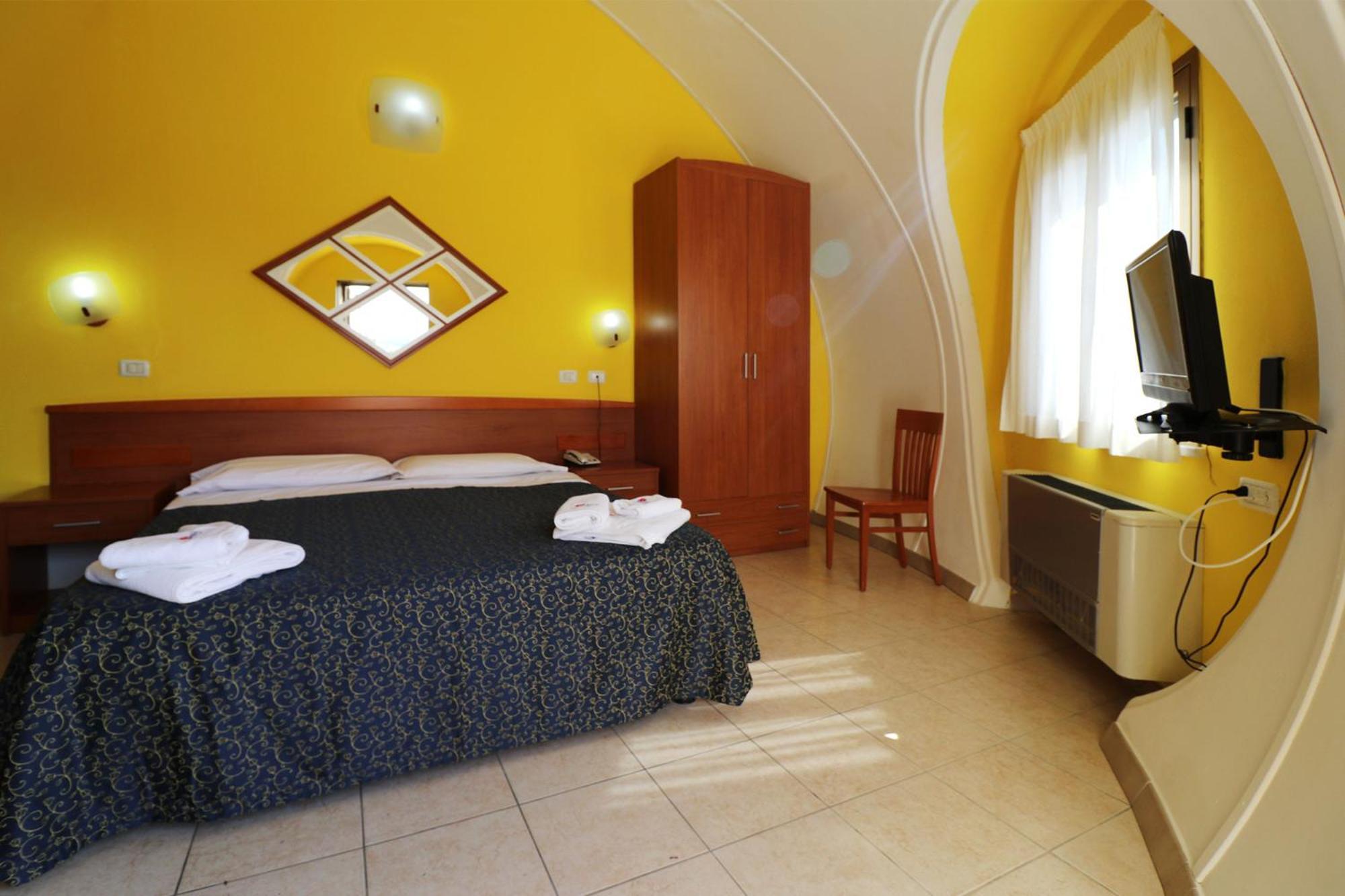 Nirvana Club Village Botricello Habitación foto